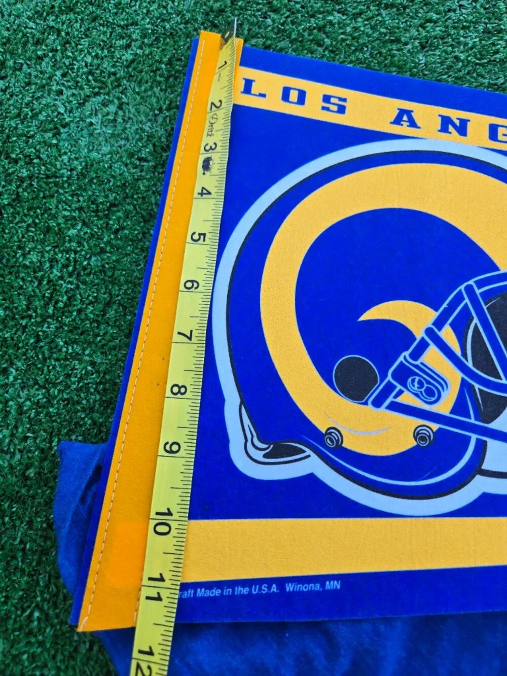 NFL Los Angeles Rams collection felt pennant and t-shirt